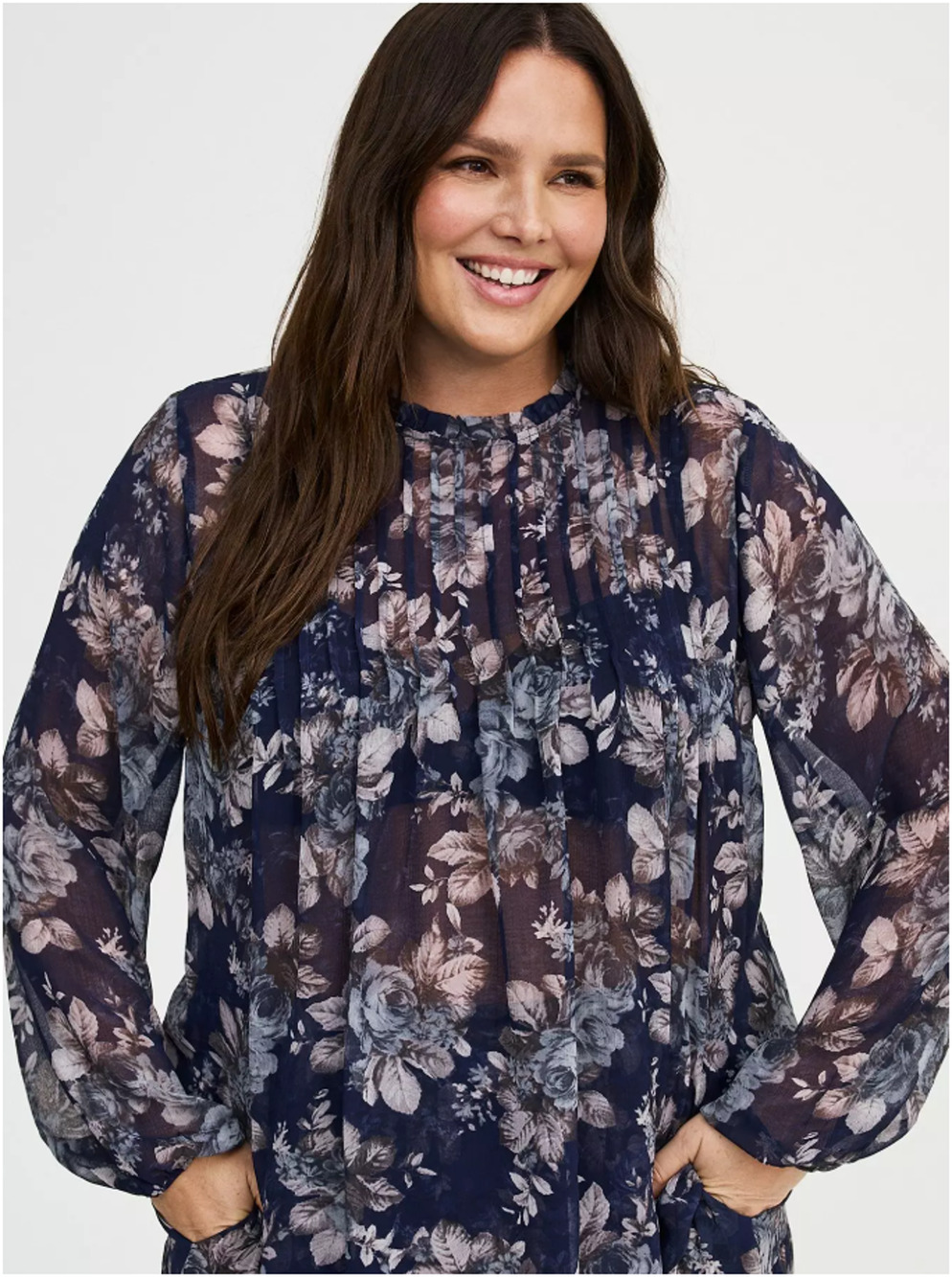 NWT Torrid Blouse Womens 1X Navy Mountain Roses Floral Chiffon Ruffle Pintuck